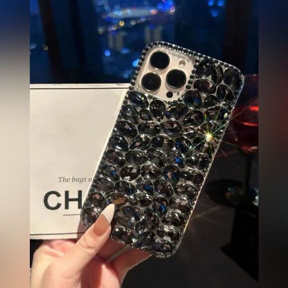 Glamorous Black Crystal Case for iPhone 16 Pro Max - Picture 3 of 7